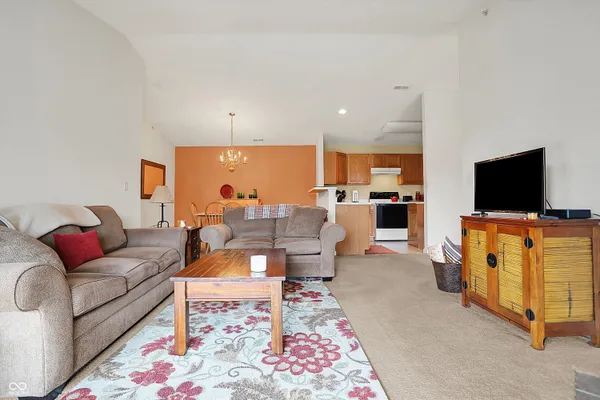 $169,000 | 4925 Opal Ridge Lane, Unit 309, Indianapolis, IN 46237
