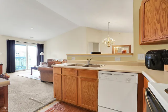 $173,000 | 4925 Opal Ridge Lane, Unit 309, Indianapolis, IN 46237