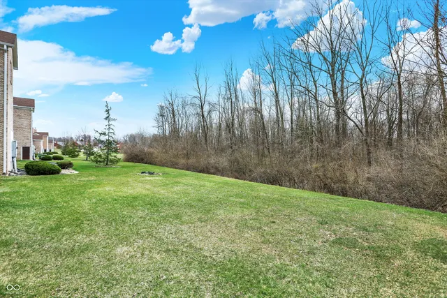 $173,000 | 4925 Opal Ridge Lane, Unit 309, Indianapolis, IN 46237