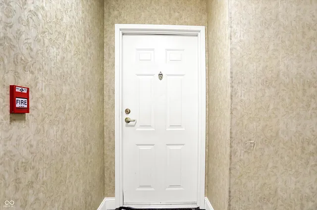 $173,000 | 4925 Opal Ridge Lane, Unit 309, Indianapolis, IN 46237