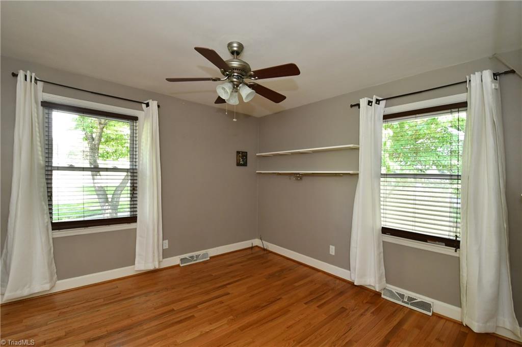 1652 Sandersted Road Southwest Winston-Salem, NC 27103 - Photo 11 of 28 Gallery Image 11