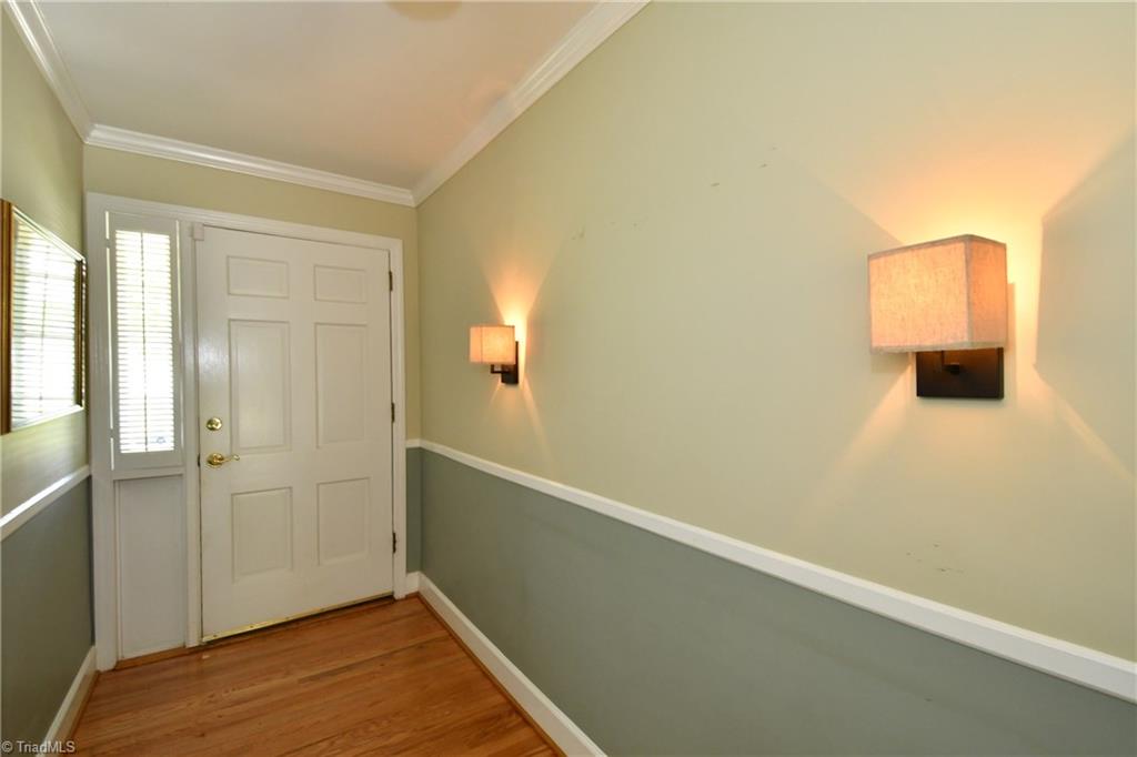 1652 Sandersted Road Southwest Winston-Salem, NC 27103 - Photo 4 of 28 Gallery Image 4