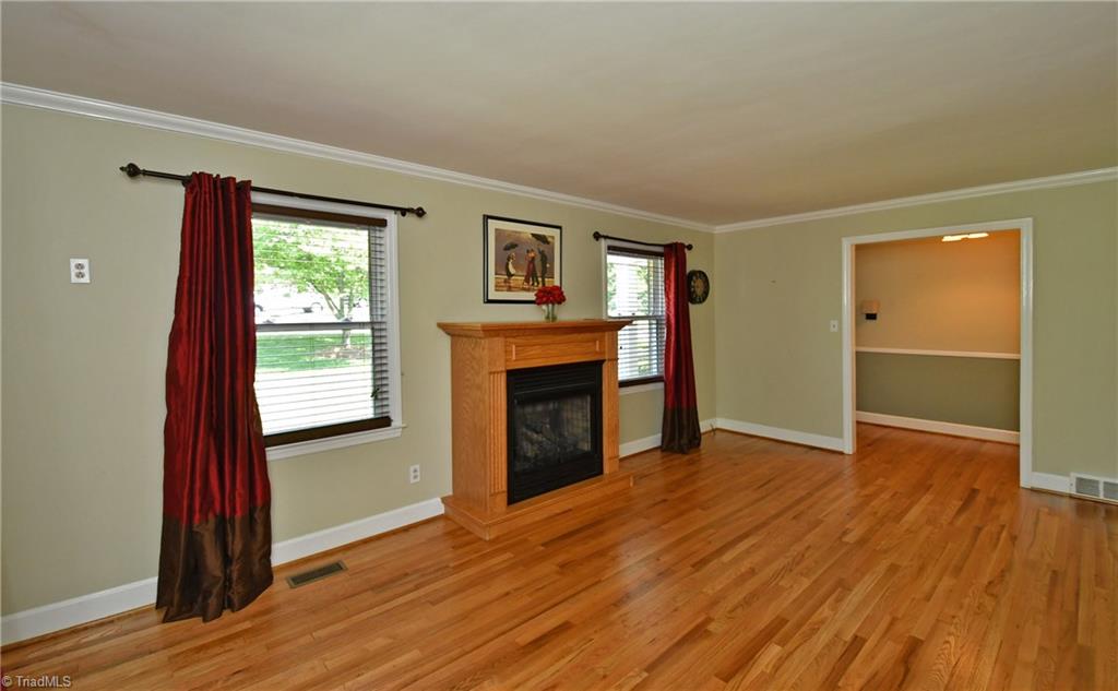 1652 Sandersted Road Southwest Winston-Salem, NC 27103 - Photo 6 of 28 Gallery Image 6