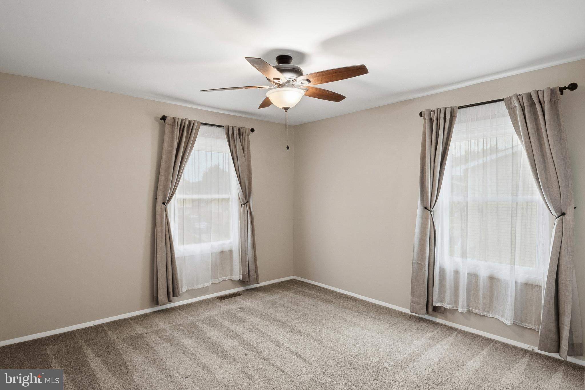 1332 Tenbrook Road Odenton, MD 21113 - Photo 25 of 39 Primary Bedroom