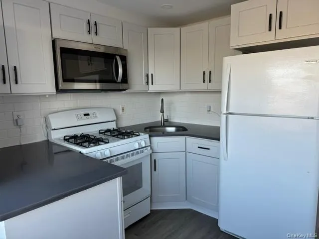 $3,100 | 34 Main Street, Unit 2, Dobbs Ferry, NY 10522