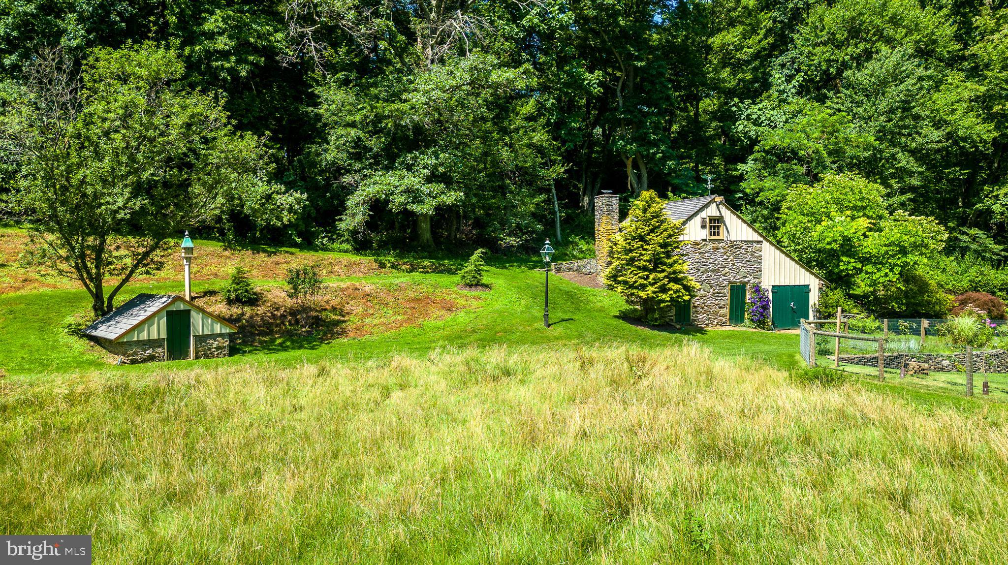 876 Brower Road Wayne, PA 19087 - Photo 16 of 59