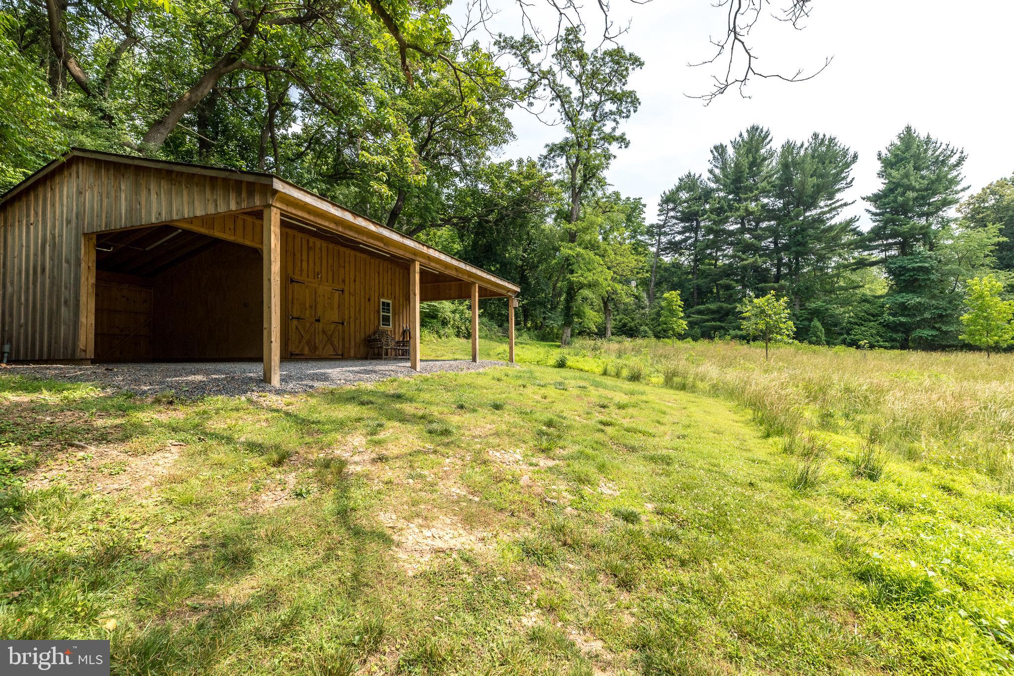 876 Brower Road Wayne, PA 19087 - Photo 10 of 59 Covered Shed