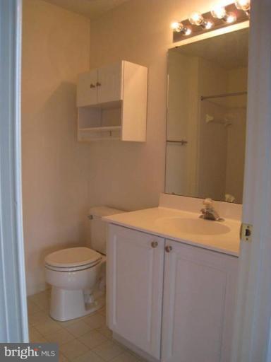 2441 Blue Spring Court, Unit 302 Odenton, MD 21113 - Photo 8 of 16 Master Bath
