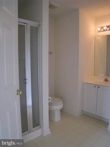 2441 Blue Spring Court, Unit 302 Odenton, MD 21113 - Photo 10 of 16 Bath #2