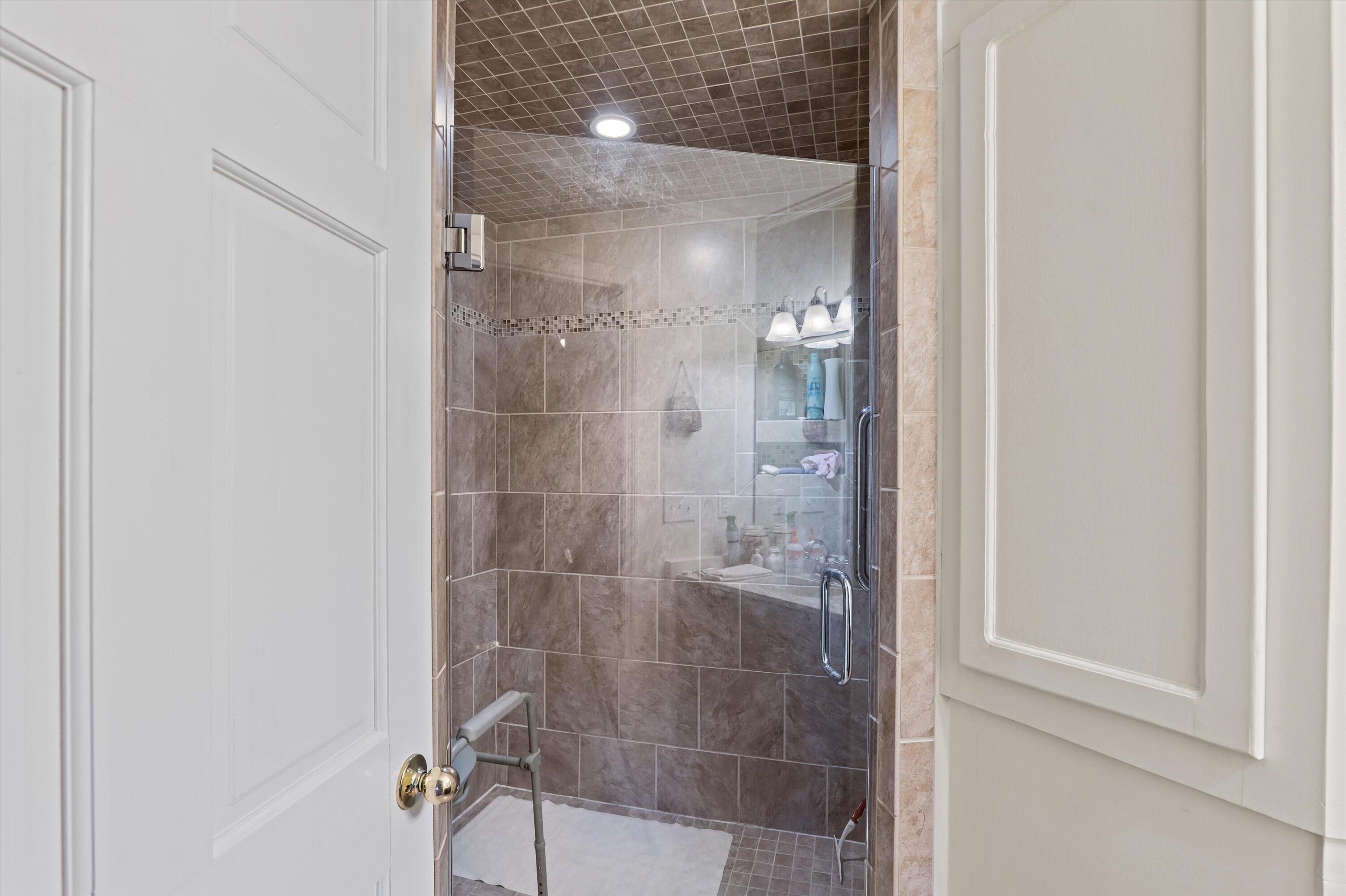 4394 Clements Road Hephzibah, GA 30815 - Photo 31 of 53 31-hephzibah-ga-home-hall-bath