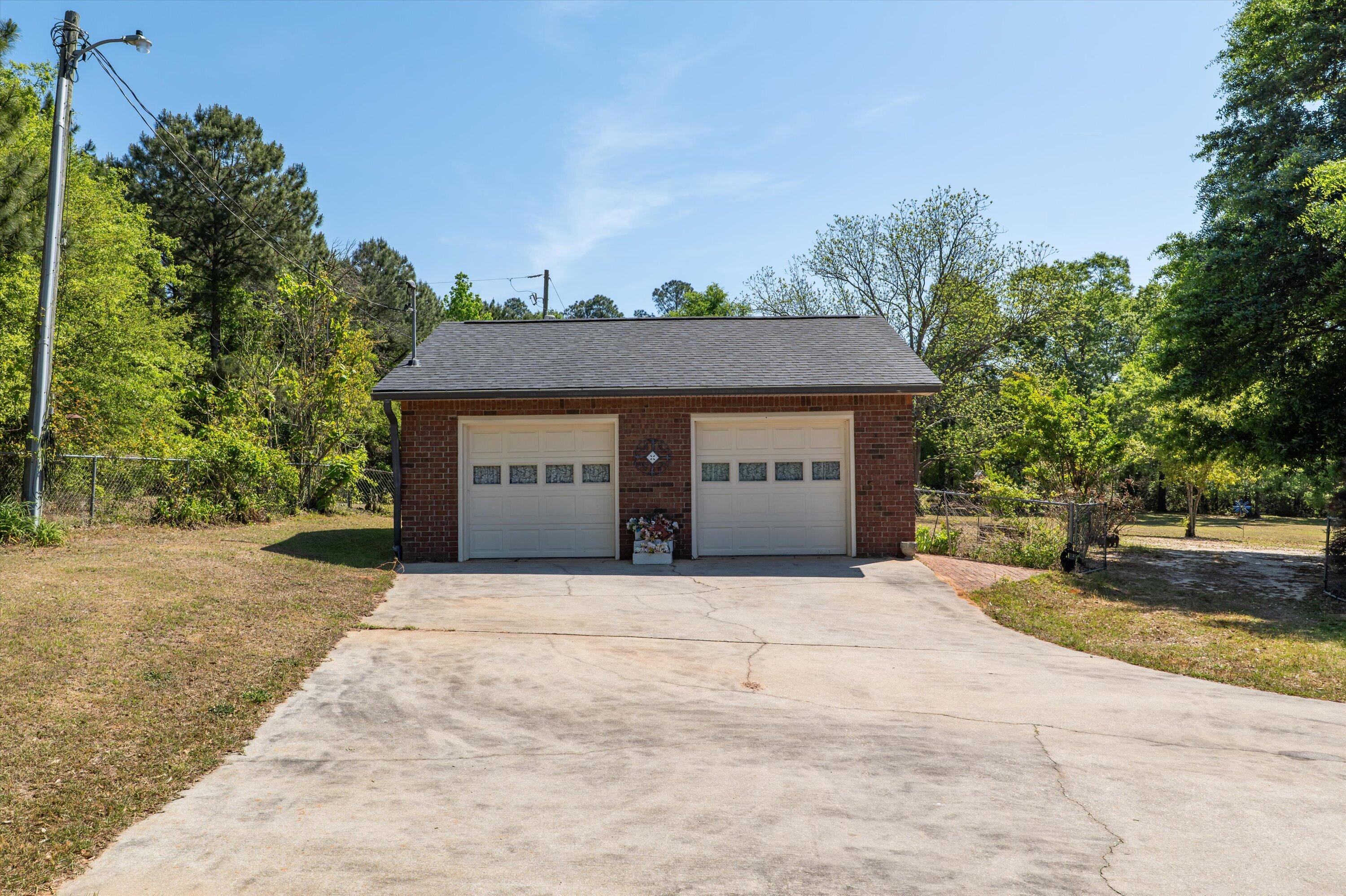 4394 Clements Road Hephzibah, GA 30815 - Photo 37 of 53 37-hephzibah-ga-brick-home-2-car-garage-