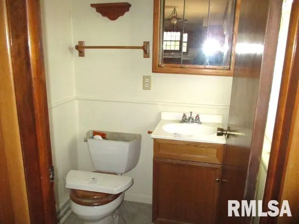 $158,000 | 531 Shady Oaks Drive, Metamora, IL 61548