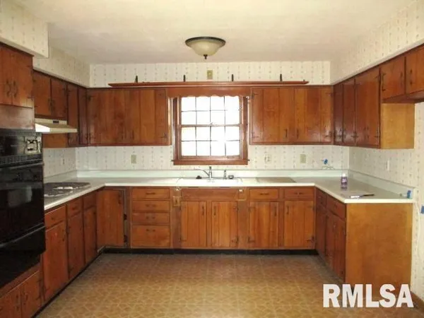 $158,000 | 531 Shady Oaks Drive, Metamora, IL 61548