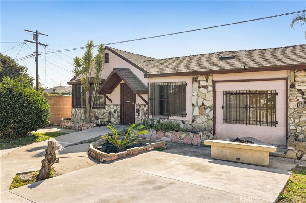 1210 West 134th Street Compton, CA 90222 - Photo 2 of 34