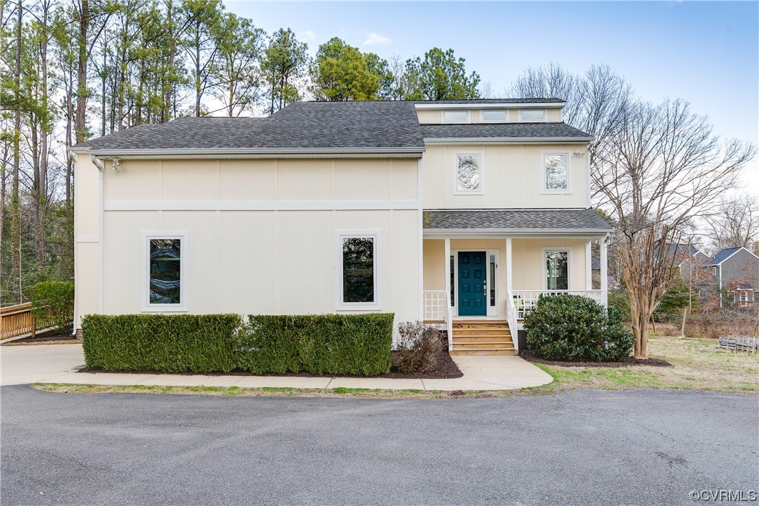 8312 Gwinnett Road Henrico, VA 23229 - Photo 2 of 50 a view of a house with a outdoor space
