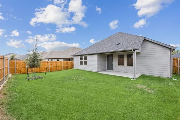 $314,990 | 2132 Derby Drive, Seagoville, TX 75159