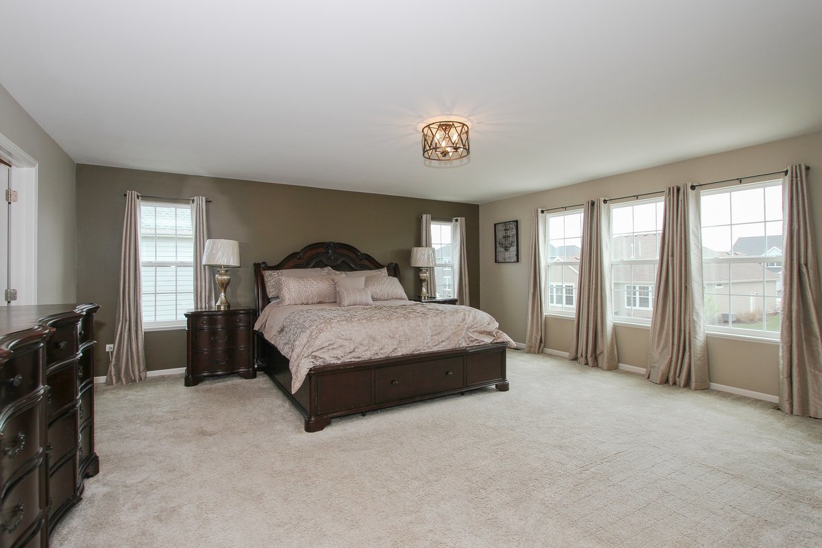 3617 Emerald Road Elgin, IL 60124 - Photo 11 of 29