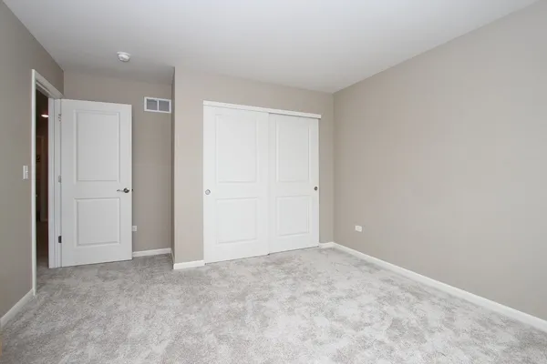 $660,000 | 3617 Emerald Road, Elgin, IL 60124