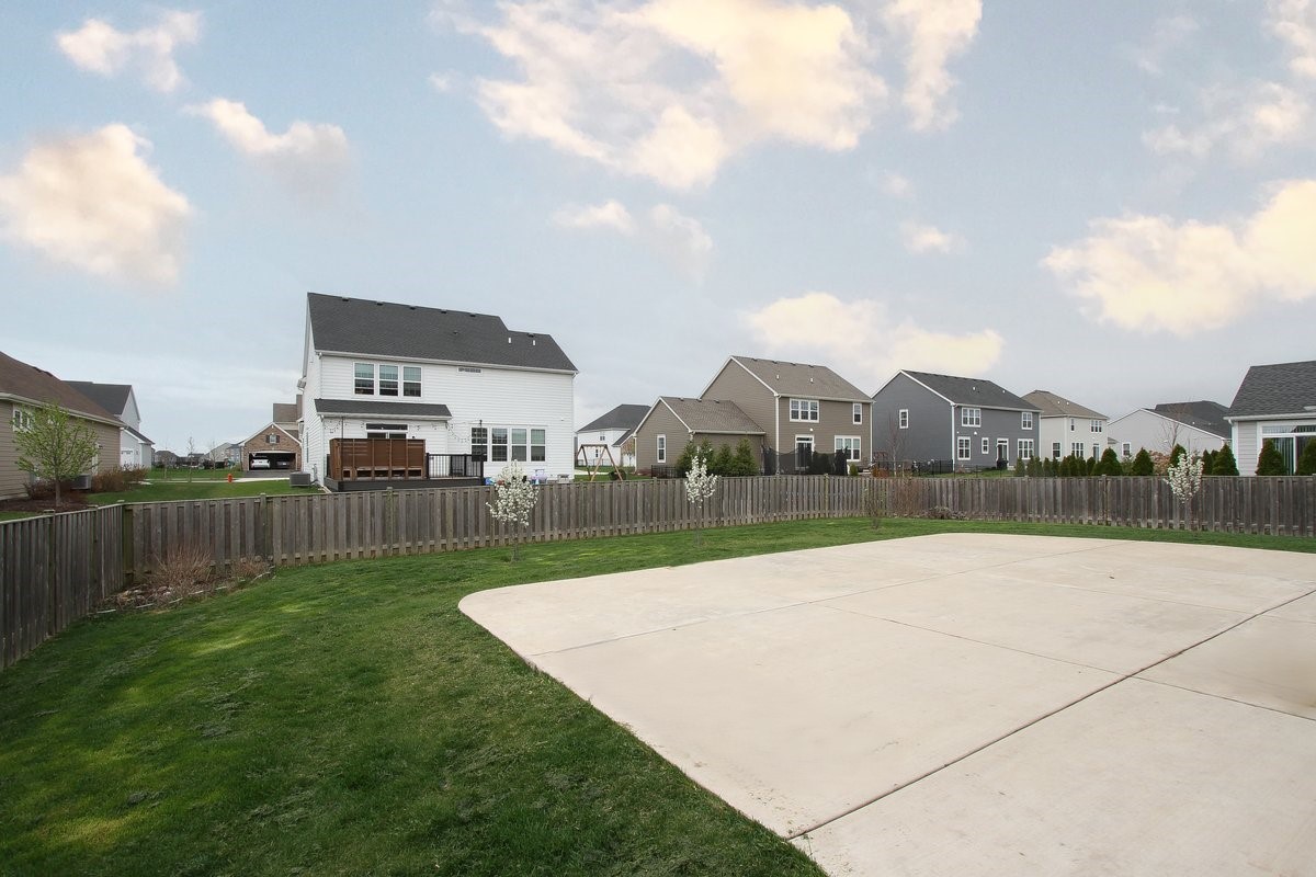 3617 Emerald Road Elgin, IL 60124 - Photo 25 of 29