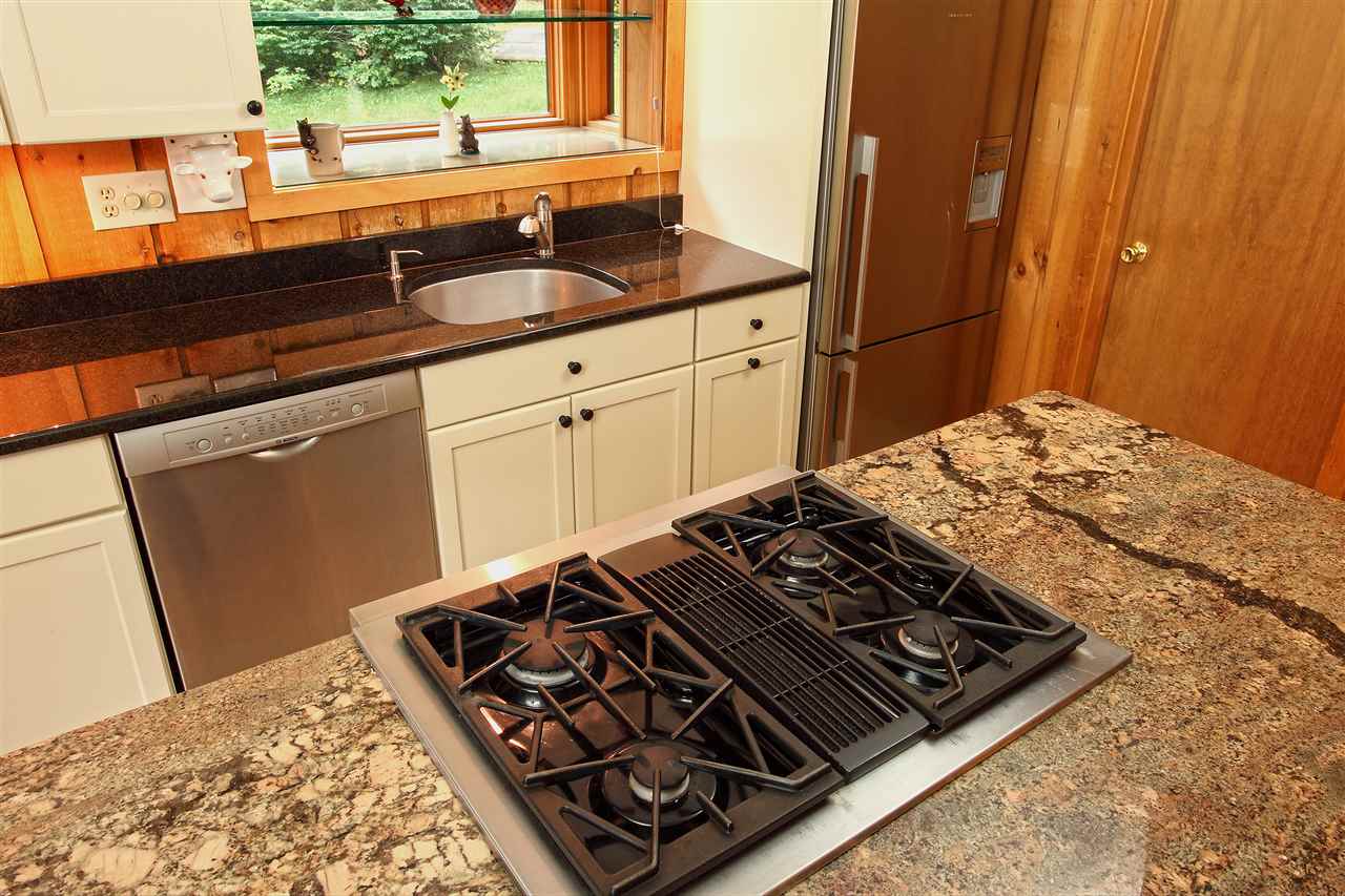 33 Bears Den Road West Dover, VT 05356 - Photo 11 of 40 Gallery Image 11