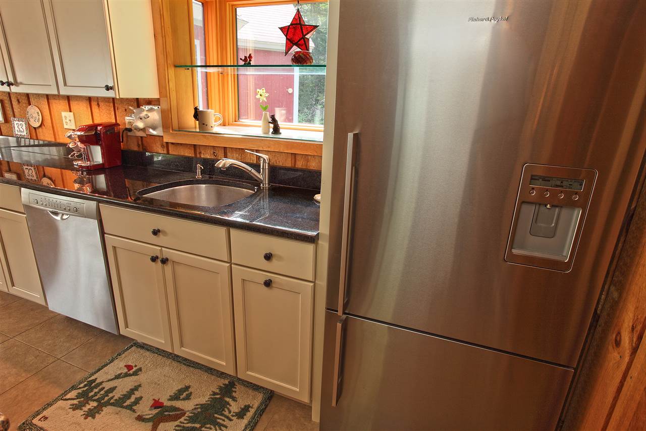 33 Bears Den Road West Dover, VT 05356 - Photo 9 of 40 Gallery Image 9