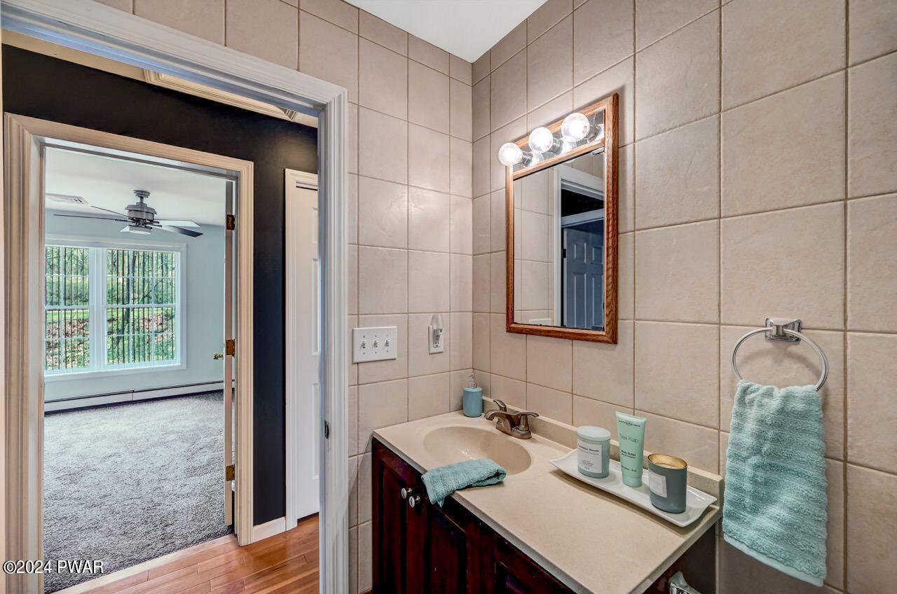 401 Maple Ridge Drive Hawley, PA 18428 - Photo 41 of 78