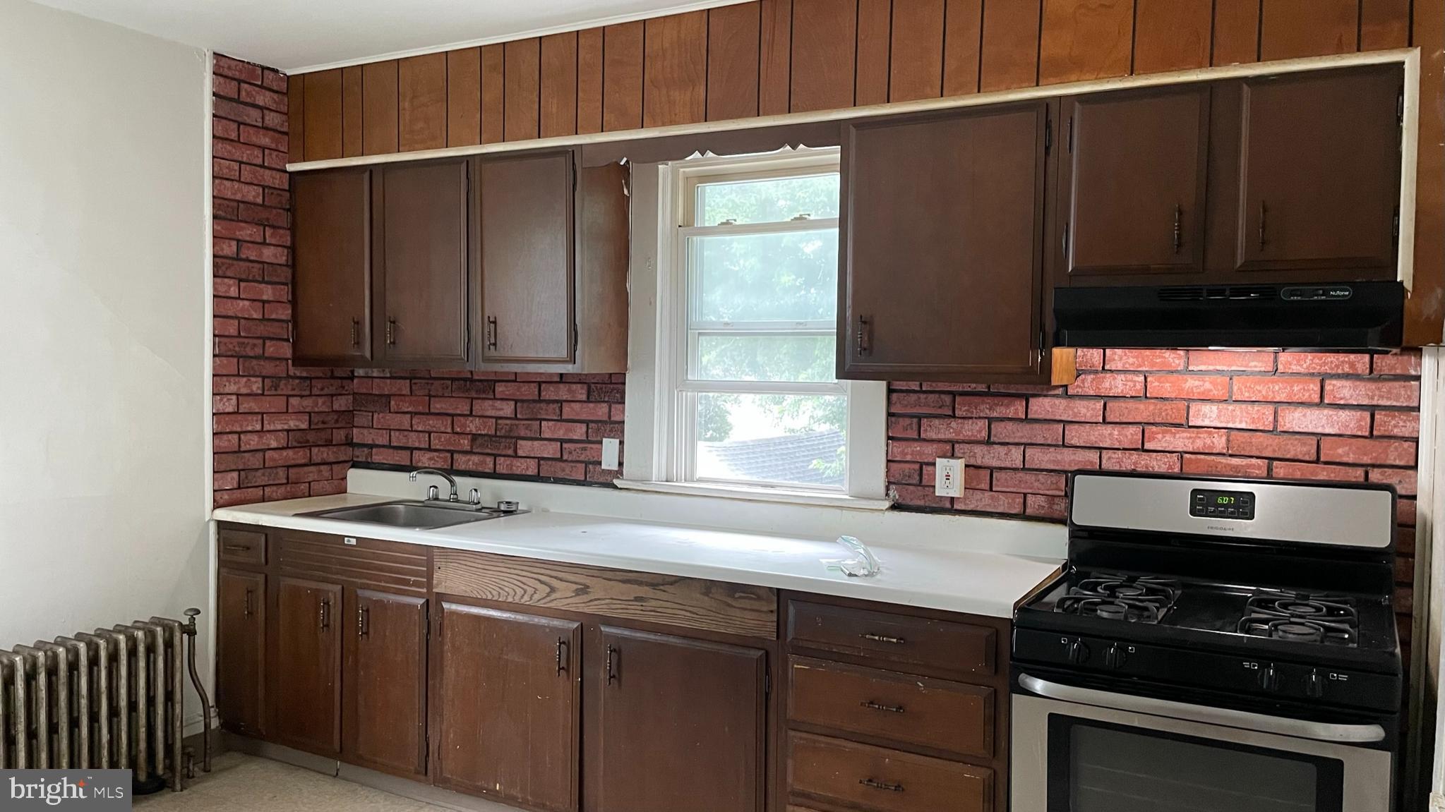 1034 Pennington Road Ewing, NJ 08618 - Photo 8 of 10