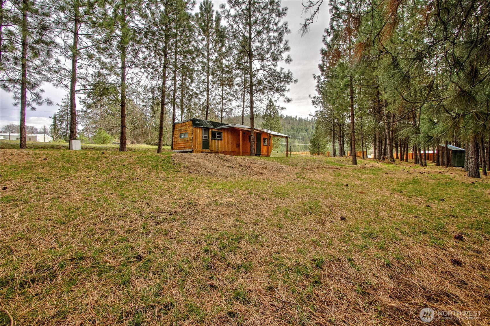 1274 Peachcrest Road, Unit F Kettle Falls, WA 99141 - Photo 12 of 24 Gallery Image 12