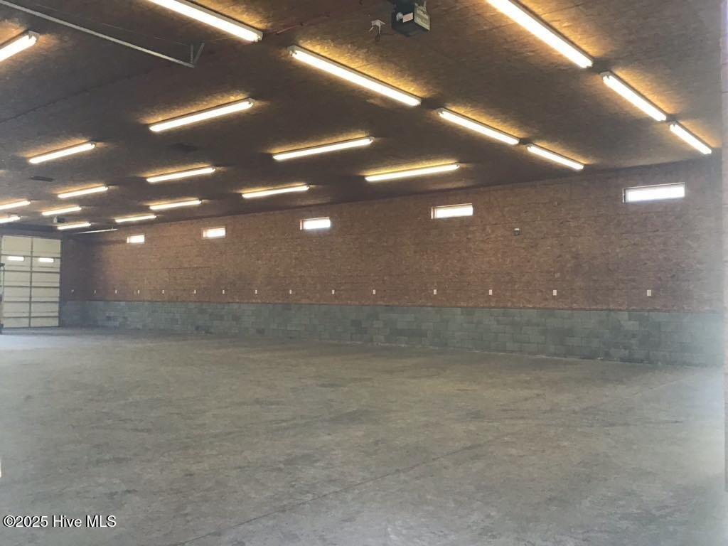 518 Edwards Road Jacksonville, NC 28540 - Photo 63 of 86 Shop / Warehouse Interior