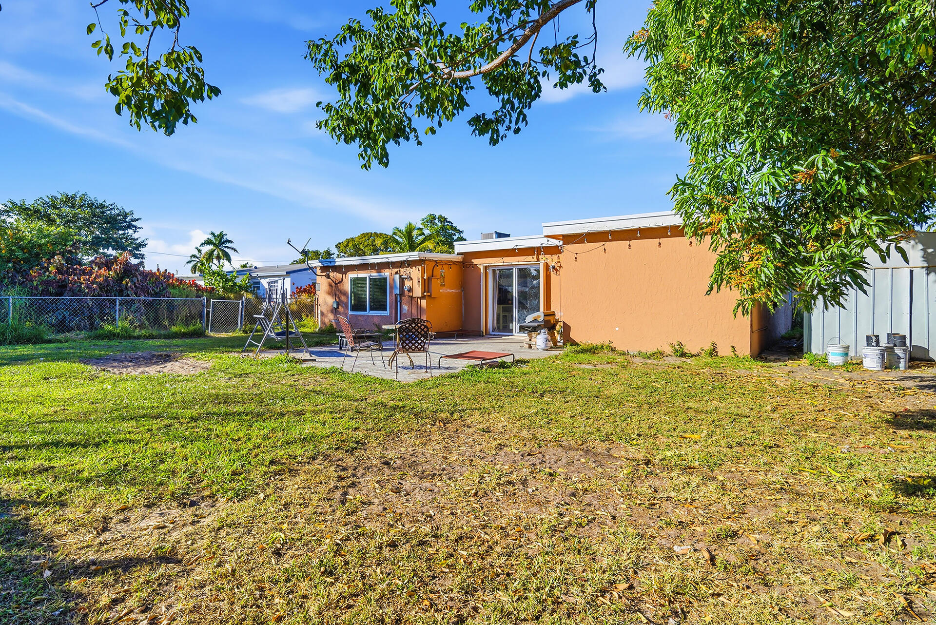 333 Mid Pines Road Palm Springs, FL 33461 - Photo 26 of 27 333-MID-PINES-ROAD-33461-036