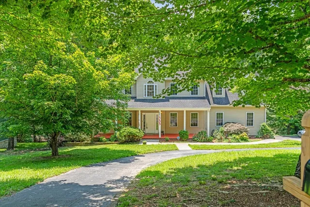 $460,000 | 115 Lake Crest Lane, Tullahoma, TN 37388