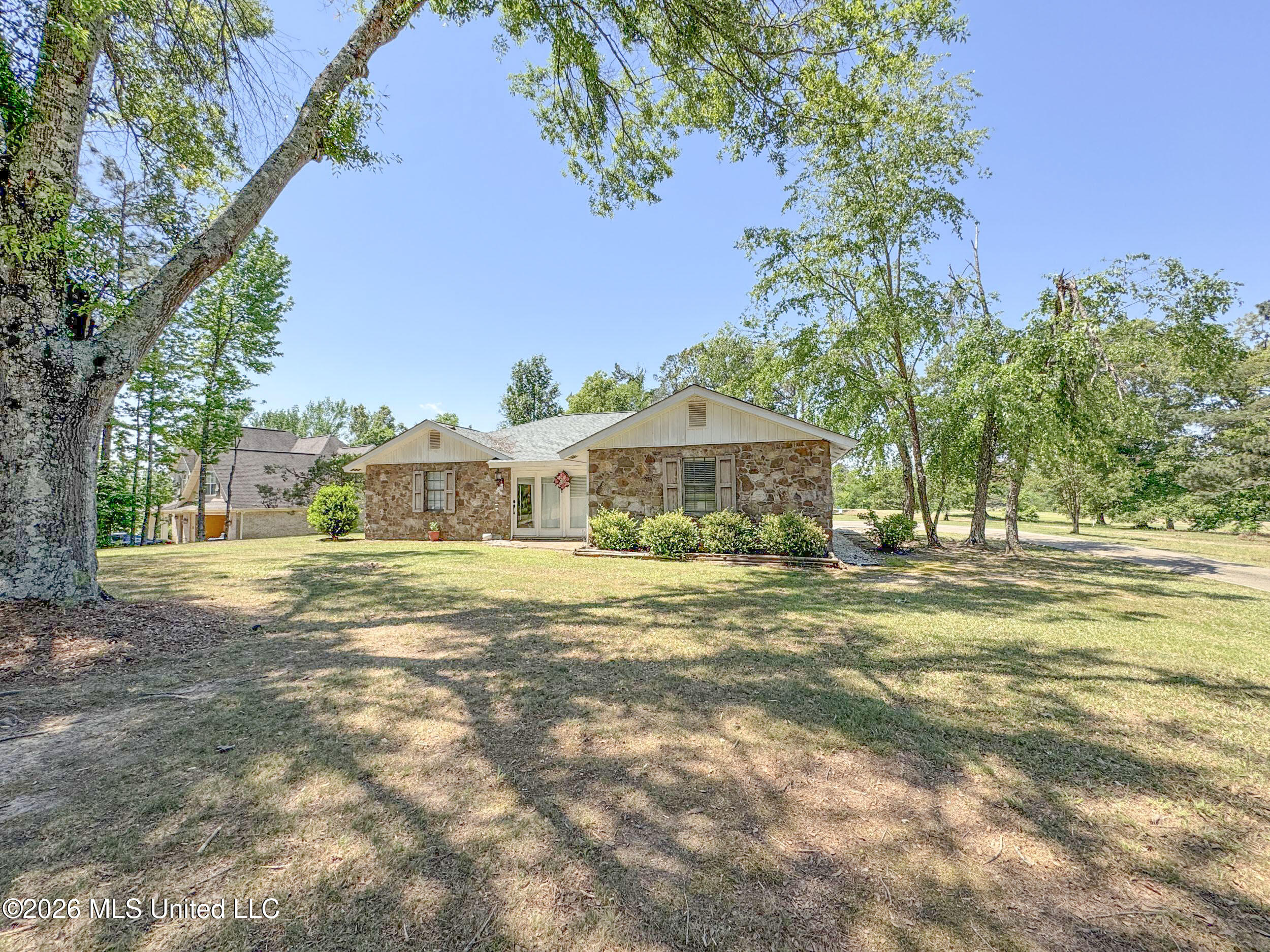 415 Woodland Road Batesville, MS 38606 - Photo 31 of 120 3rlawk1