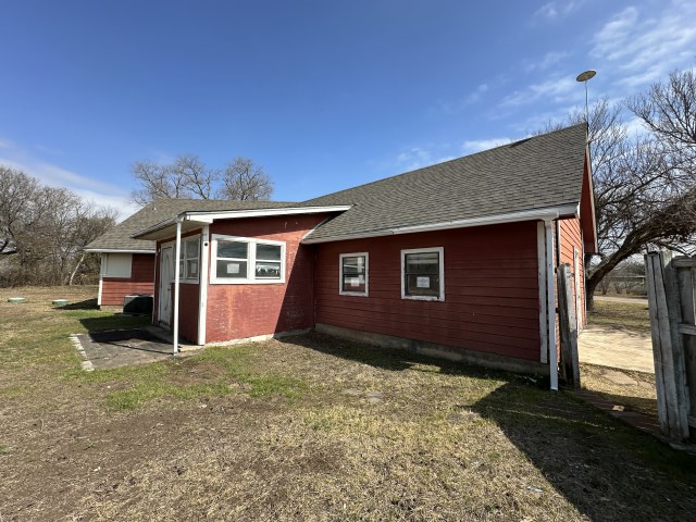 548 Spring River Drive Martindale, TX 78655 - Photo 5 of 17 a view of a house with a yard