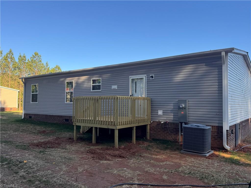 358 Ed Byerly Road Lexington, NC 27295 - Photo 3 of 28 Gallery Image 3