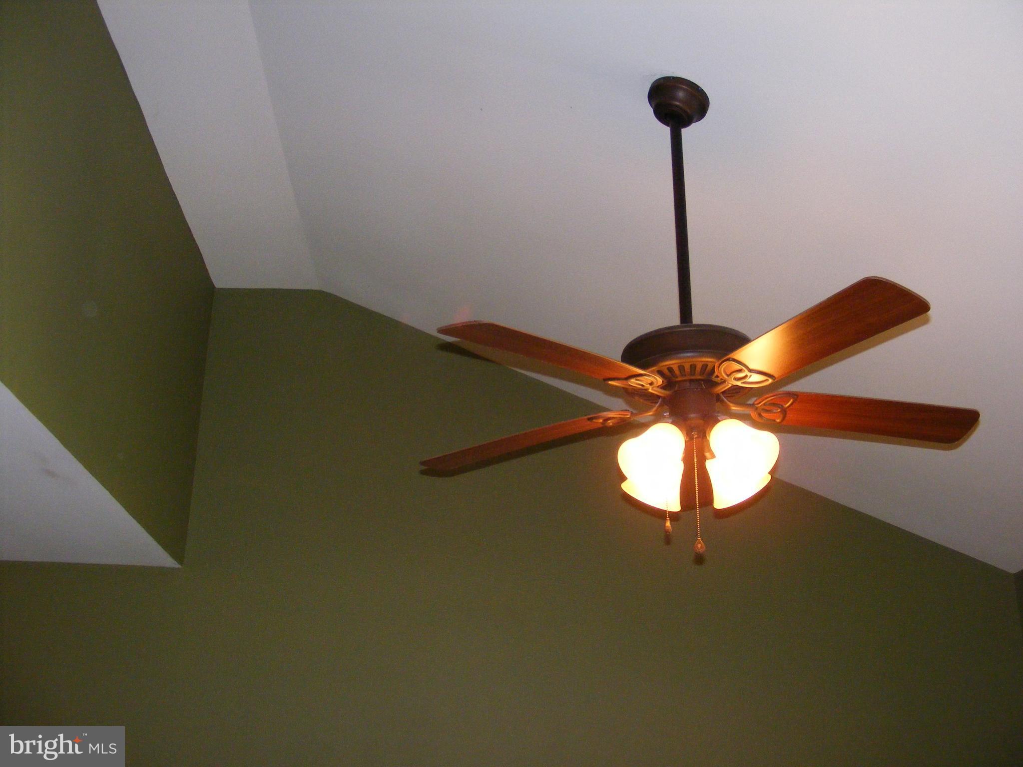 516 Thumper Drive Ranson, WV 25438 - Photo 18 of 38 High ceilings in family room