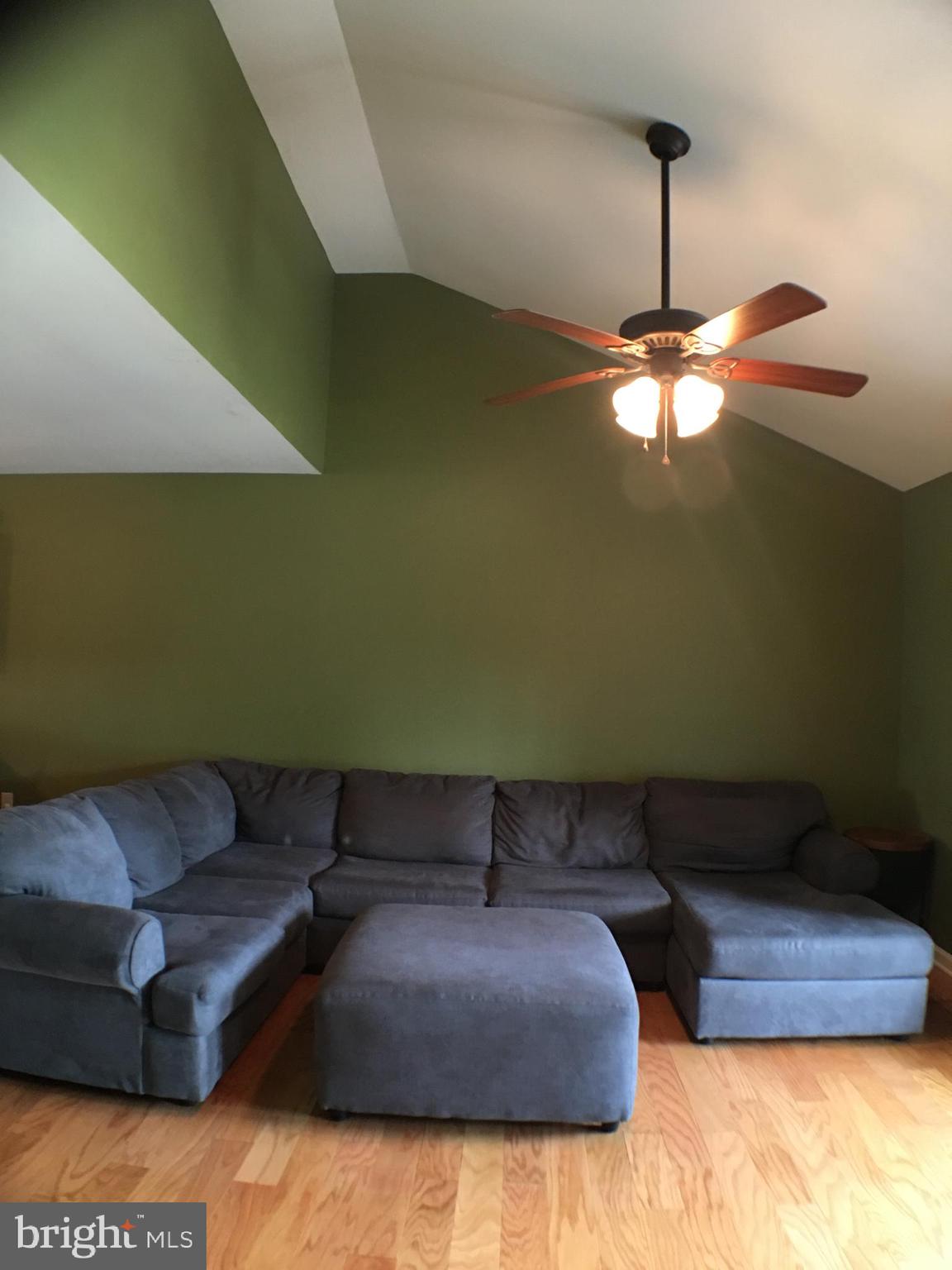 516 Thumper Drive Ranson, WV 25438 - Photo 19 of 38 Family room