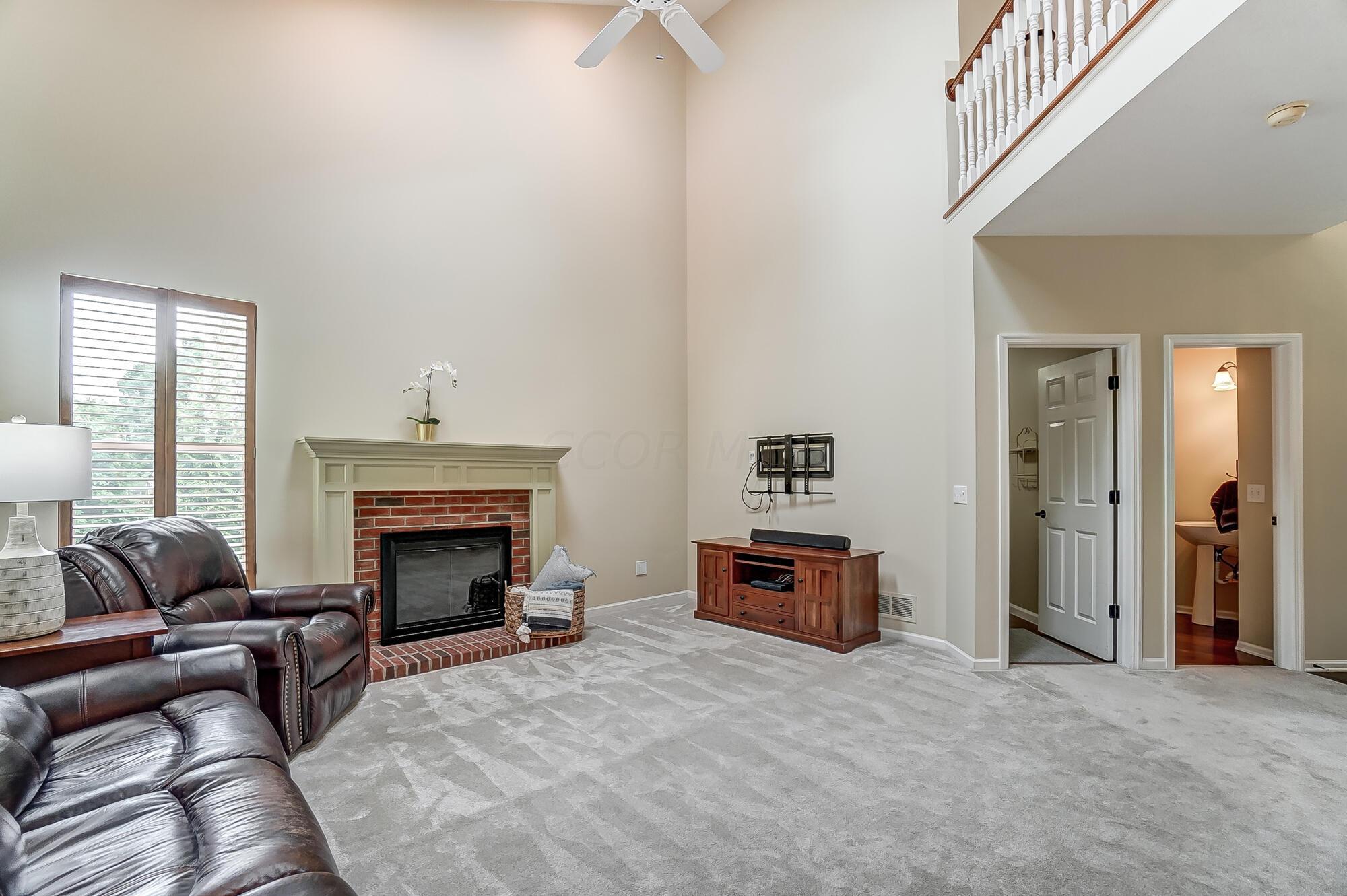 7440 Rolling Ridge Way Westerville, OH 43082 - Photo 13 of 85 Great Room