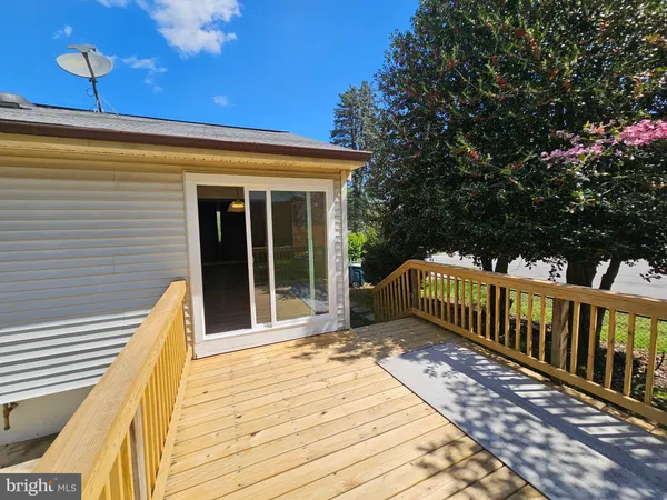 $2,675 | 14236 Caroline Street, Woodbridge, VA 22191