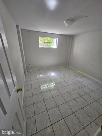 $2,675 | 14236 Caroline Street, Woodbridge, VA 22191