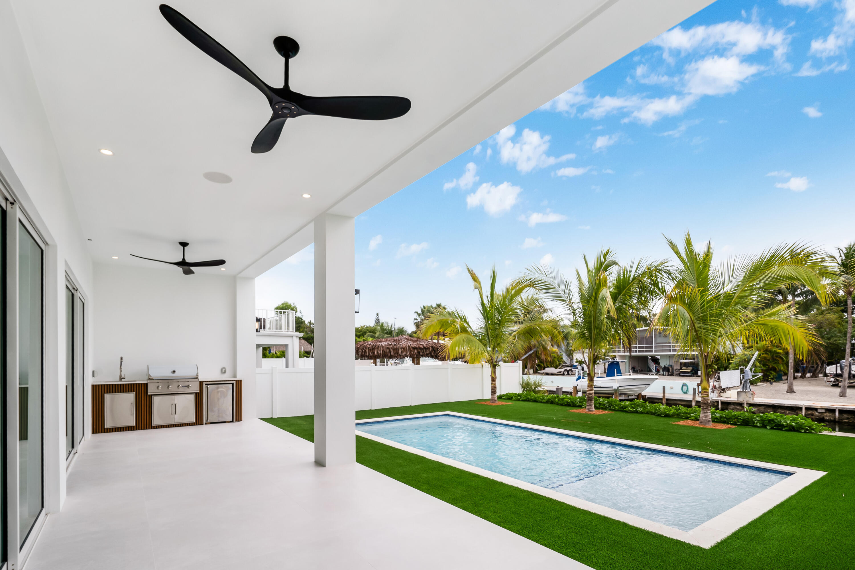 115 Spoonbill Road Tavernier, FL 33070 - Photo 65 of 85 2025_01_12 115 SPOONBILL BACKYARD-1