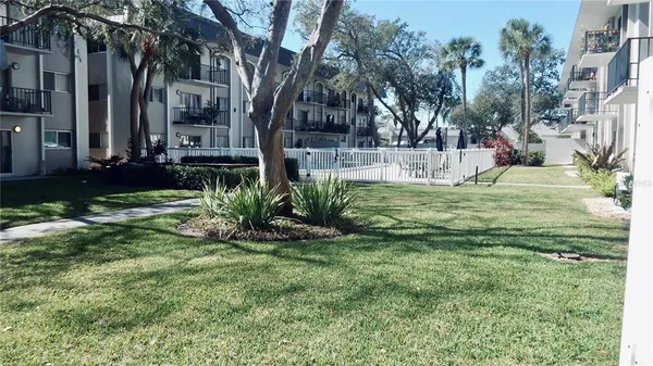 $159,000 | 4606 West Gray Street, Unit 206, Tampa, FL 33609
