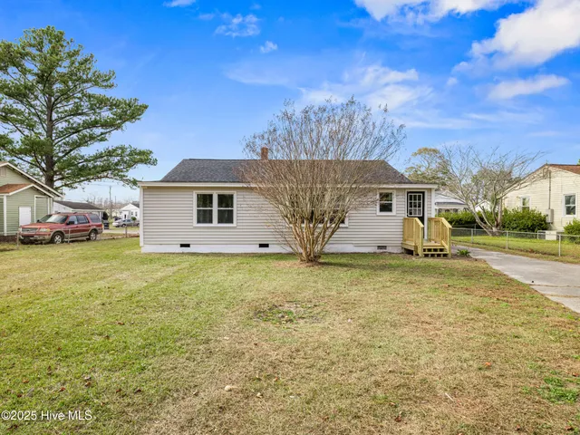 $229,000 | 402 New River Drive, Jacksonville, NC 28540