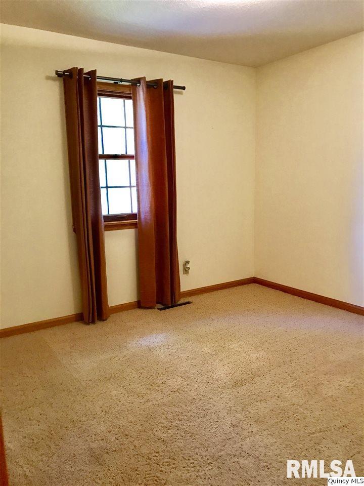 6900 Columbus Road Quincy, IL 62305 - Photo 25 of 34 Gallery Image 25