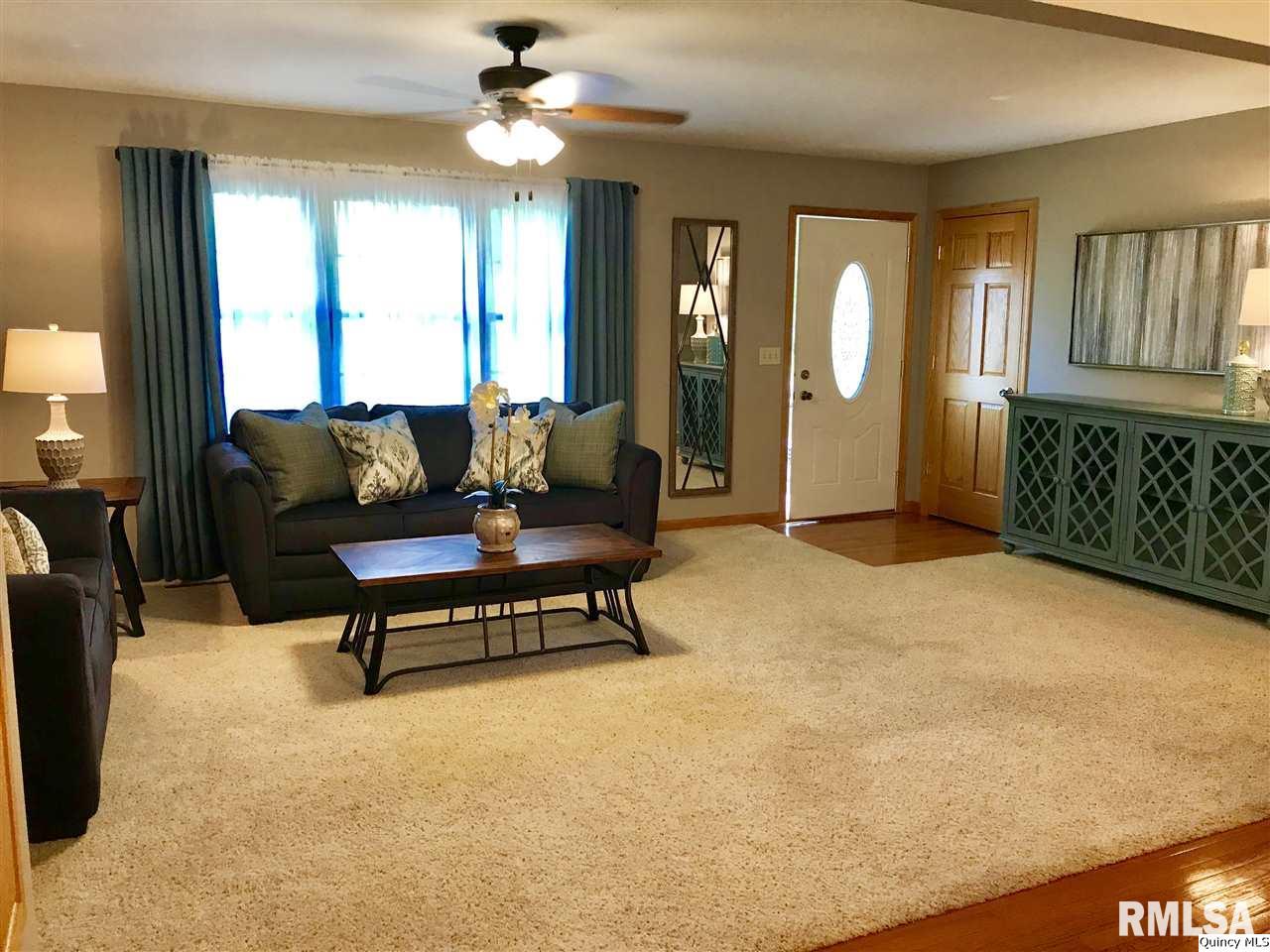 6900 Columbus Road Quincy, IL 62305 - Photo 4 of 34 Gallery Image 4