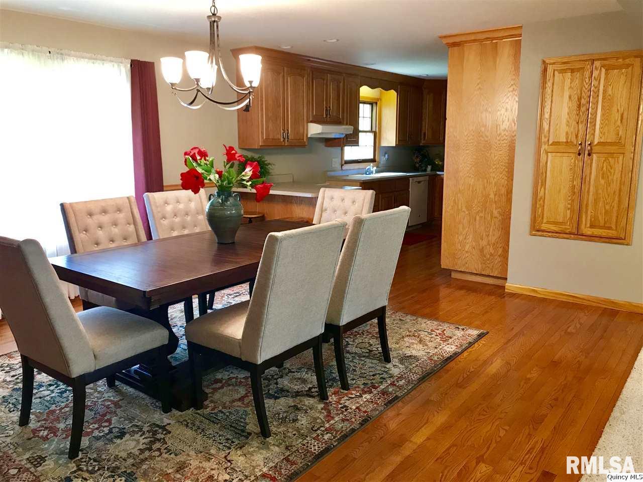6900 Columbus Road Quincy, IL 62305 - Photo 7 of 34 Gallery Image 7