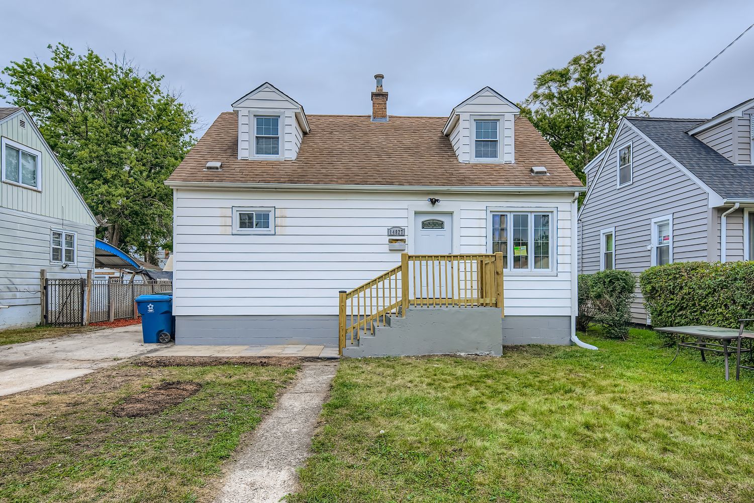 14827 Kenneth Avenue Midlothian, IL 60445 - Photo 2 of 22