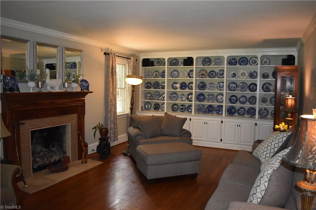 369 Hawthorne Road Elkin, NC 28621 - Photo 8 of 21 Gallery Image 8