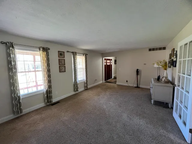 $415,000 | 2512 Judd Drive, Lawrenceburg, IN 47025