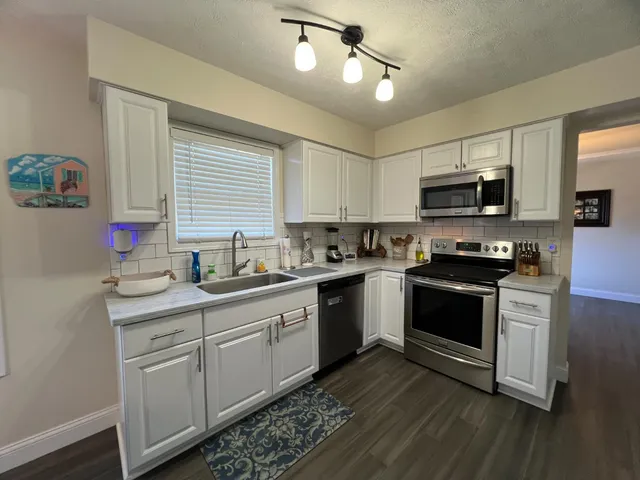 $415,000 | 2512 Judd Drive, Lawrenceburg, IN 47025