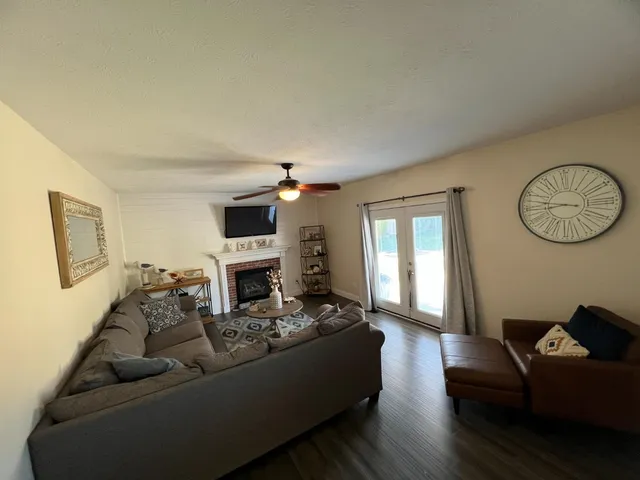 $415,000 | 2512 Judd Drive, Lawrenceburg, IN 47025